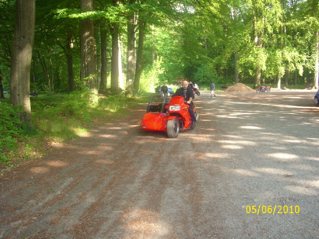 stue2010-305